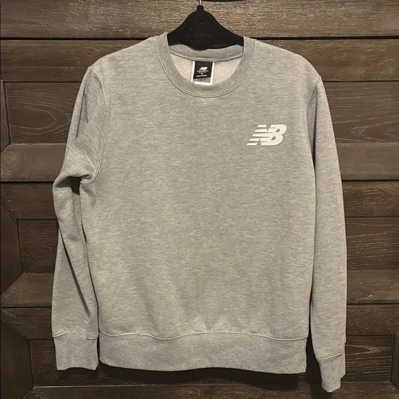 New Balance Gray Crew Neck Sweatshirt - Picture 1 of 3